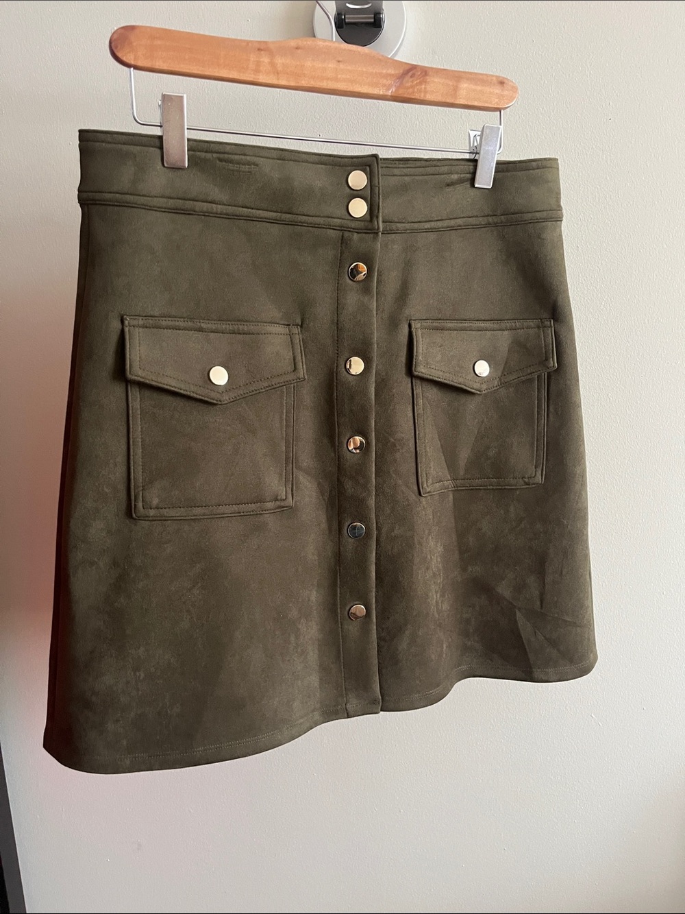 Philosophy Olive Green A-Line Button-Front Skirt with Flap Pockets